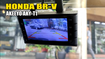 Akeeyo AKY-T1 / Honda BR-V. Rear cam doubles as reversing camera