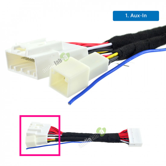AL-620 Auxillary Input Adapter for Toyota Harrier 2015