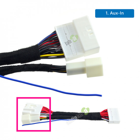 AL-620 Auxillary Input Adapter for Toyota Harrier 2015