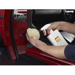 Autoglym VRC500 Vinyl & Rubber Care cleans plastic, vinyl and rubber