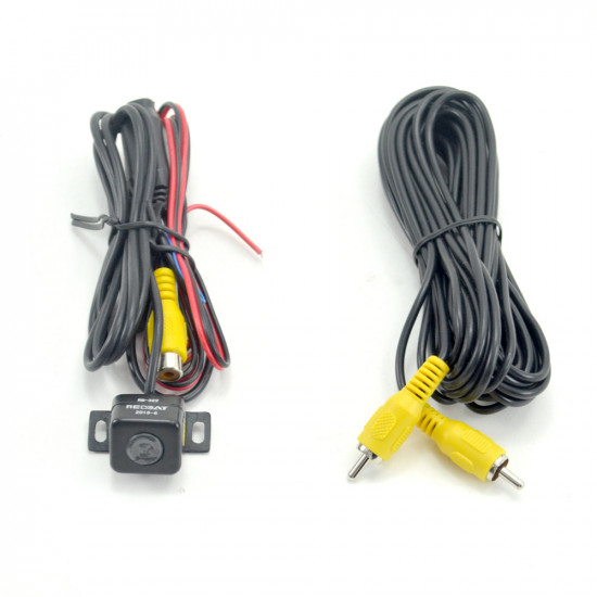 Redbat Butterfly Type CMOS Reverse Camera (RB-322) Redbat Butterfly Type CMOS Reverse Camera (RB-322)