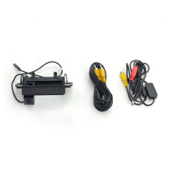 Redbat Mercedes C200 W204 2007 CMOS Reverse Camera (RBH-200-MERCEDES-C200-W204)