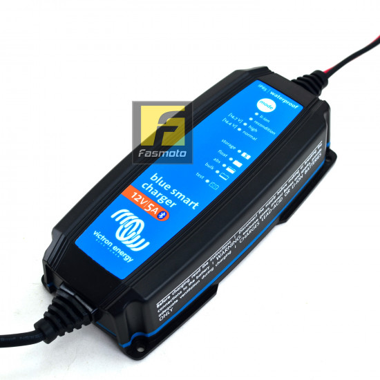 Victron Energy Automotive Blue Smart IP65s Charger 12V 5A 230V for Lead Acid, AGM and Lithium Ion Car Batteries