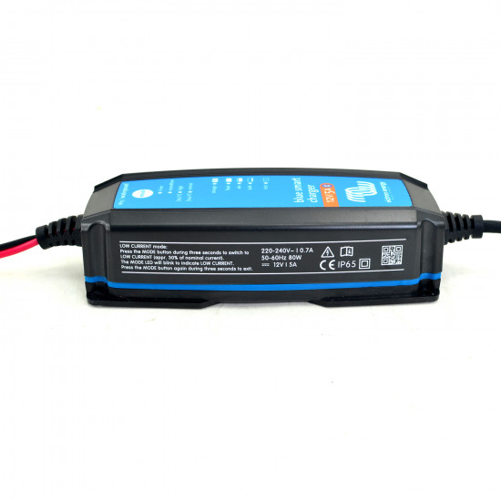 Victron Energy Automotive Blue Smart IP65s Charger 12V 5A 230V for Lead Acid, AGM and Lithium Ion Car Batteries