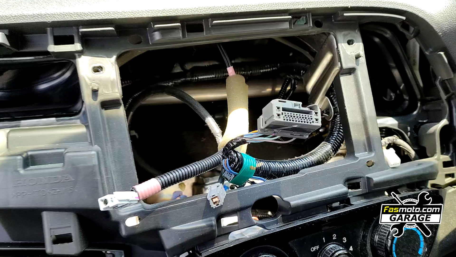 Honda HRV JVC KWM560BT & Focal Speakers Install Malaysia