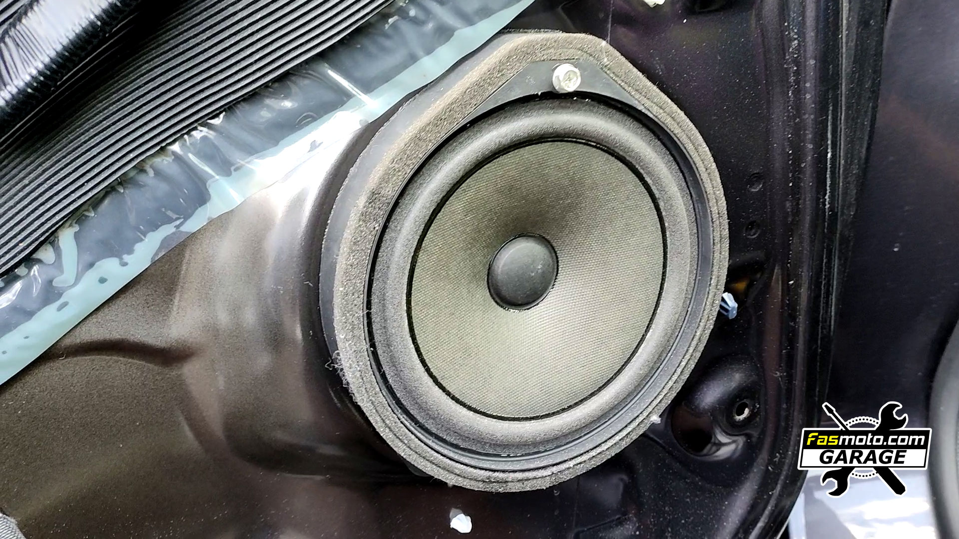 Honda HRV JVC KWM560BT & Focal Speakers Install Malaysia