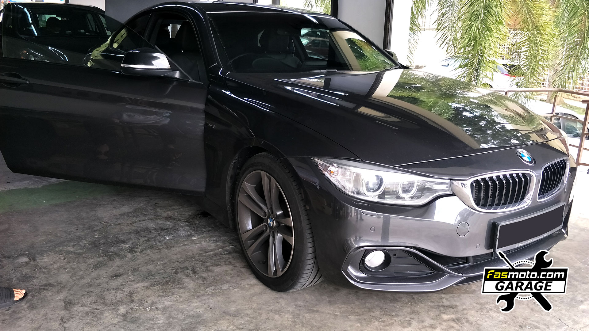 BMW 420i - 4 Series F32  Rear Camera Install