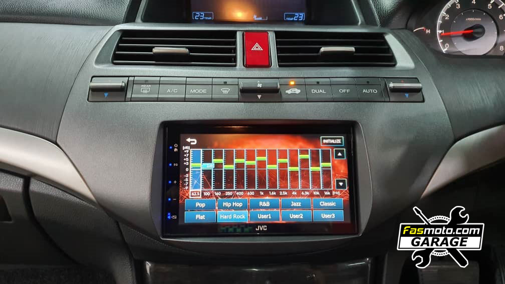 Honda Accord 8th Generation JVC and Blaupunkt install