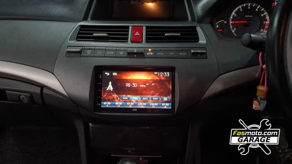 Honda Accord 8th Generation JVC and Blaupunkt install