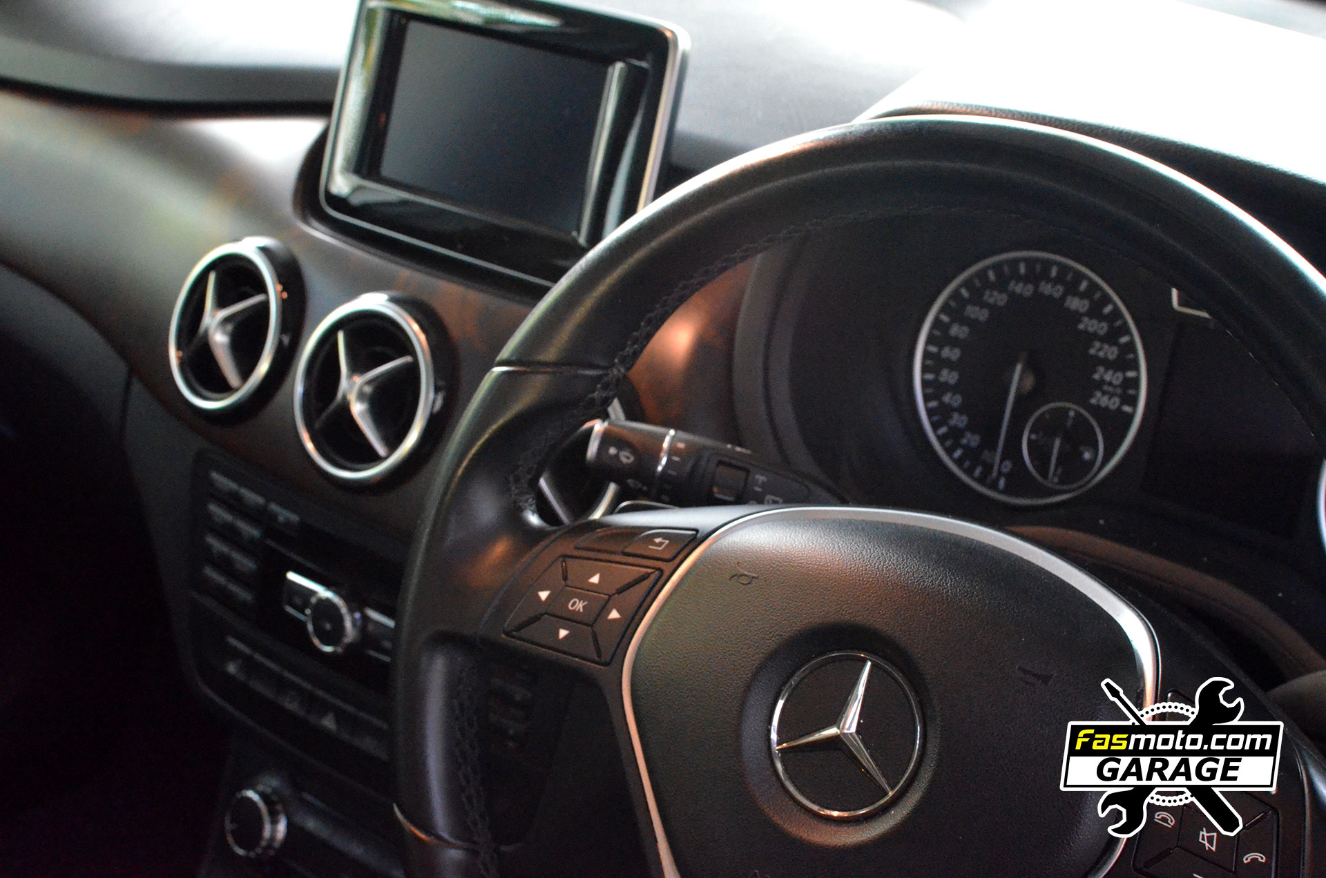 Mercedes Benz B200 B Class Rear Parking Camera install
