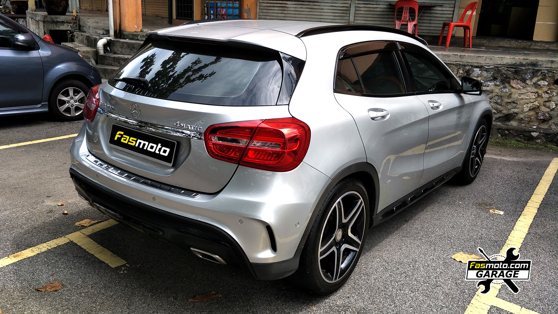 Mercedes-Benz GLA250 X156 Facelift PIAA Si Tech