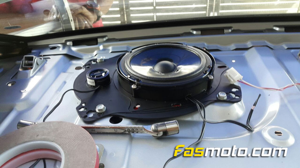 toyota-altis-pioneer-speakers-15