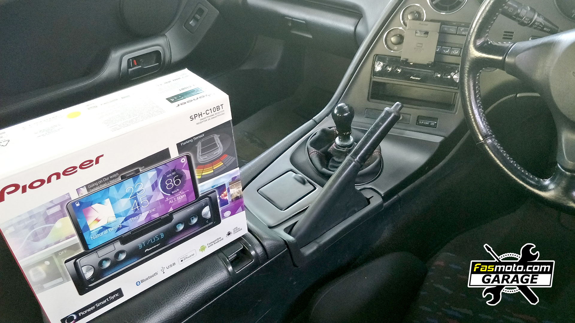 Toyota Supra MK4 A80 Pioneer SPH-C10BT Single DIN install