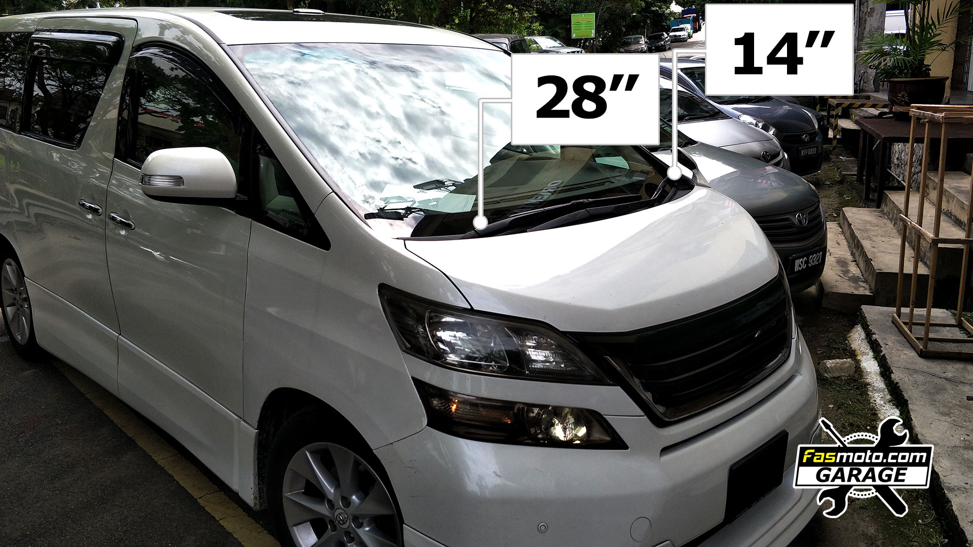 Toyota Vellfire PIAA Aero Vogue Wipers